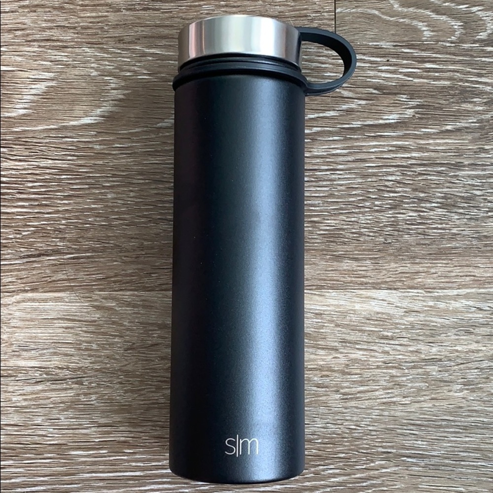 Simple Modern Summit 22oz Water Bottle